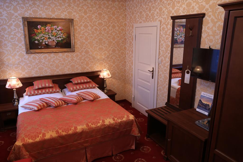 Hotel Kopernik ชีโคชีแนค ห้อง รูปภาพ