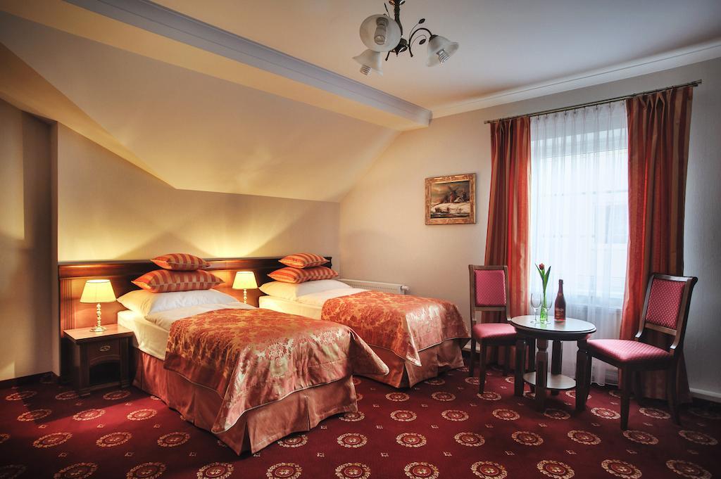 Hotel Kopernik ชีโคชีแนค ห้อง รูปภาพ