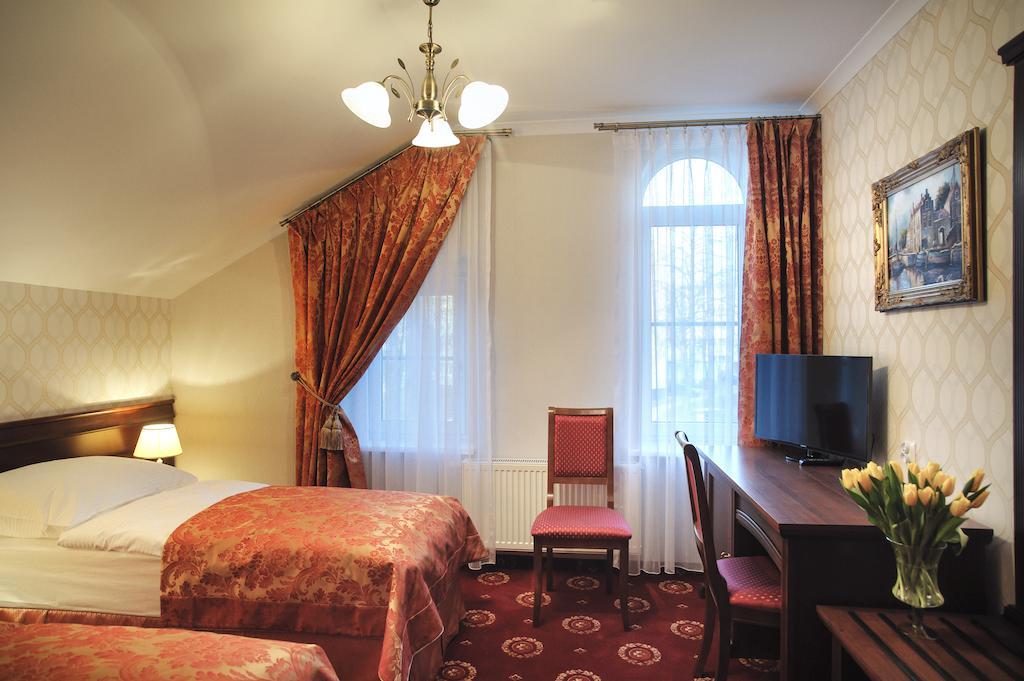 Hotel Kopernik ชีโคชีแนค ห้อง รูปภาพ